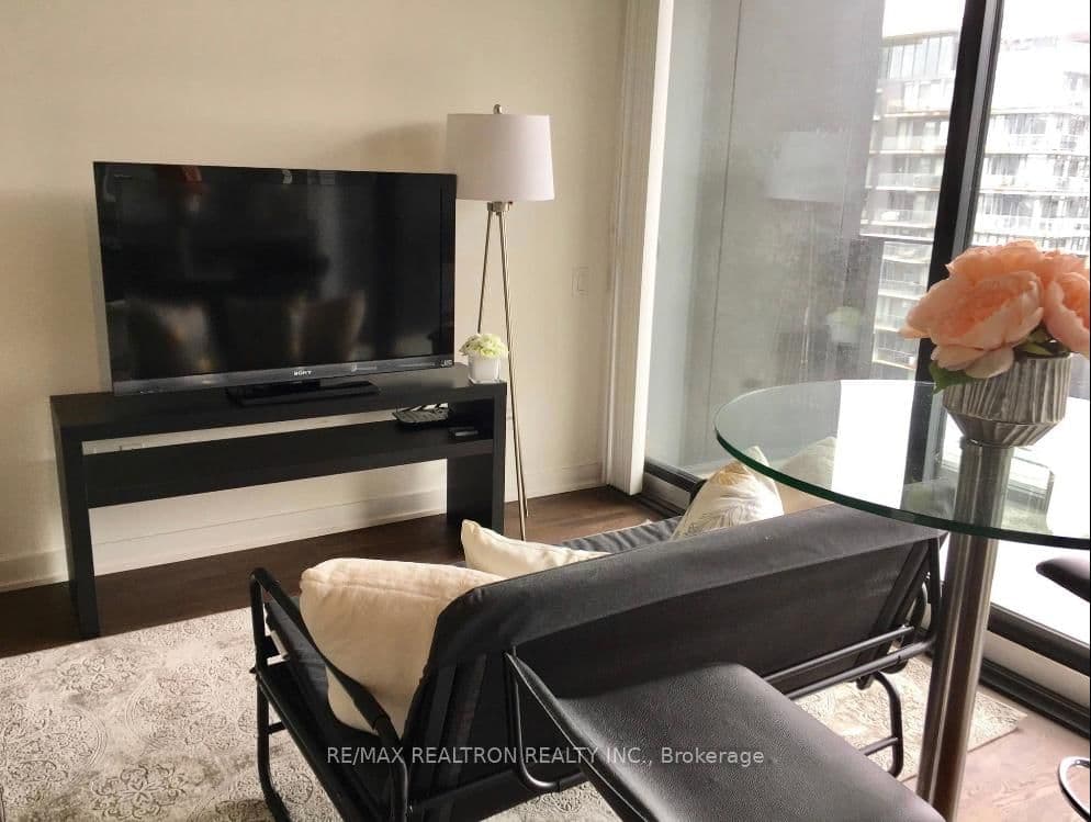 629 King Street W, Unit 1316