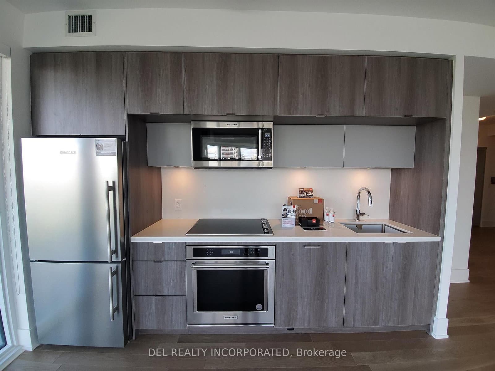 585 Bloor Street E, Unit 4023