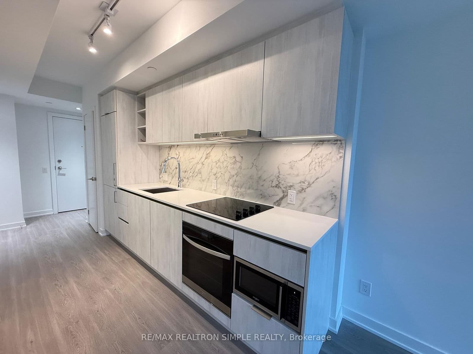 8 Wellesley Street W, Unit 1508