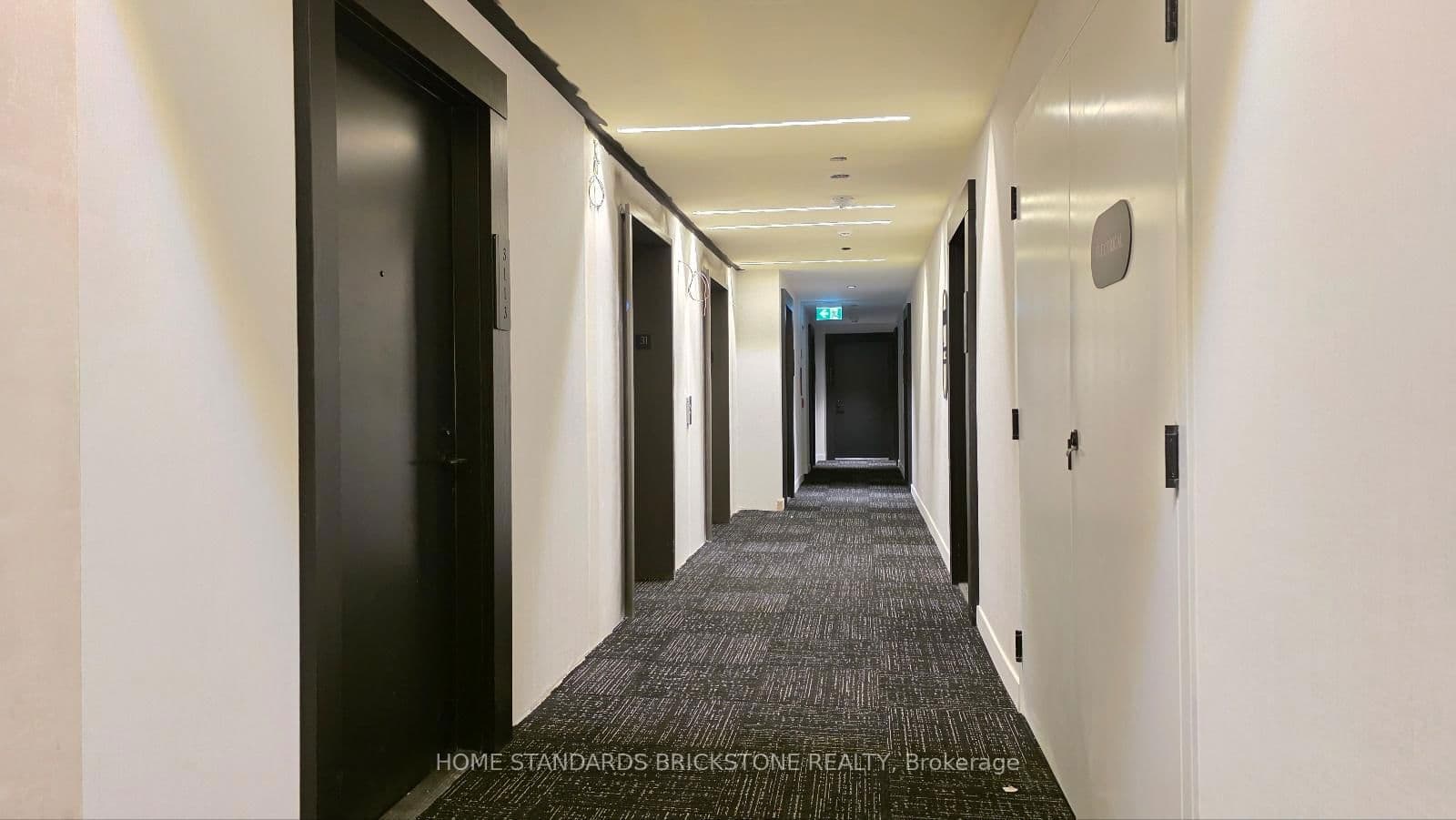 117 Broadway Avenue, Unit 3101