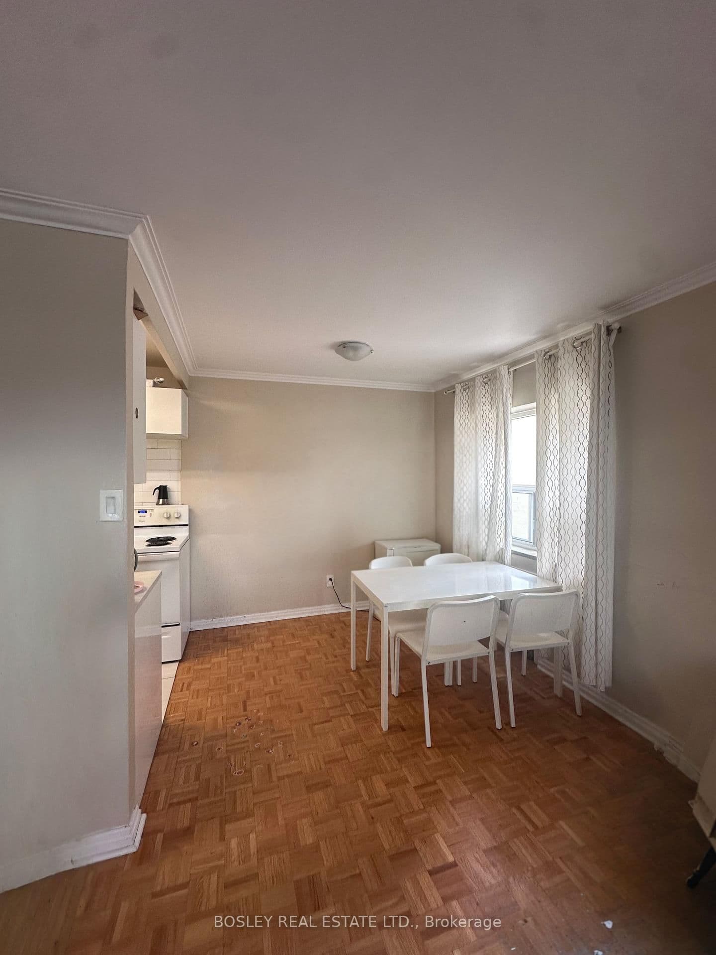 970 Eglinton Avenue E, Unit 309