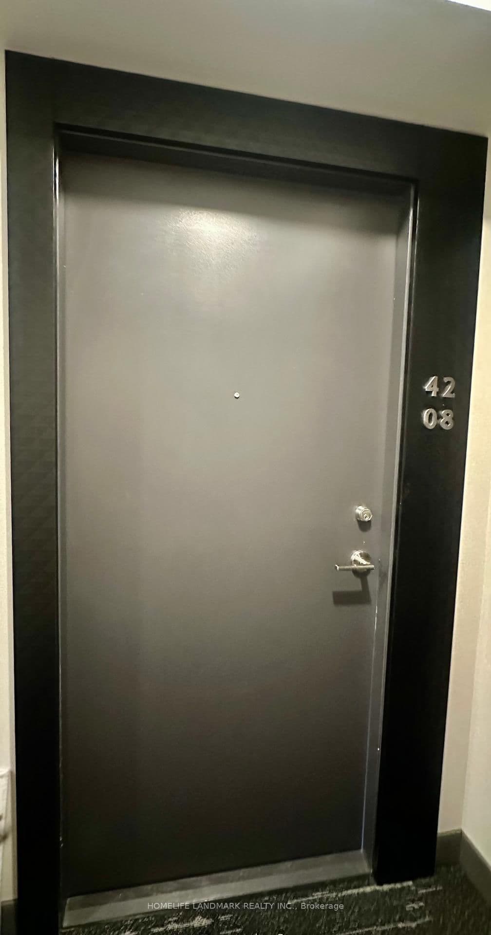 8 Wellesley Street W, Unit 4208