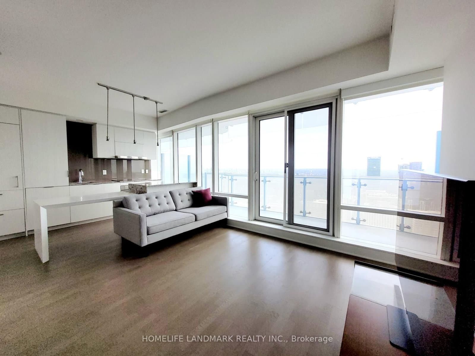 1 Bloor Street E, Unit 4602