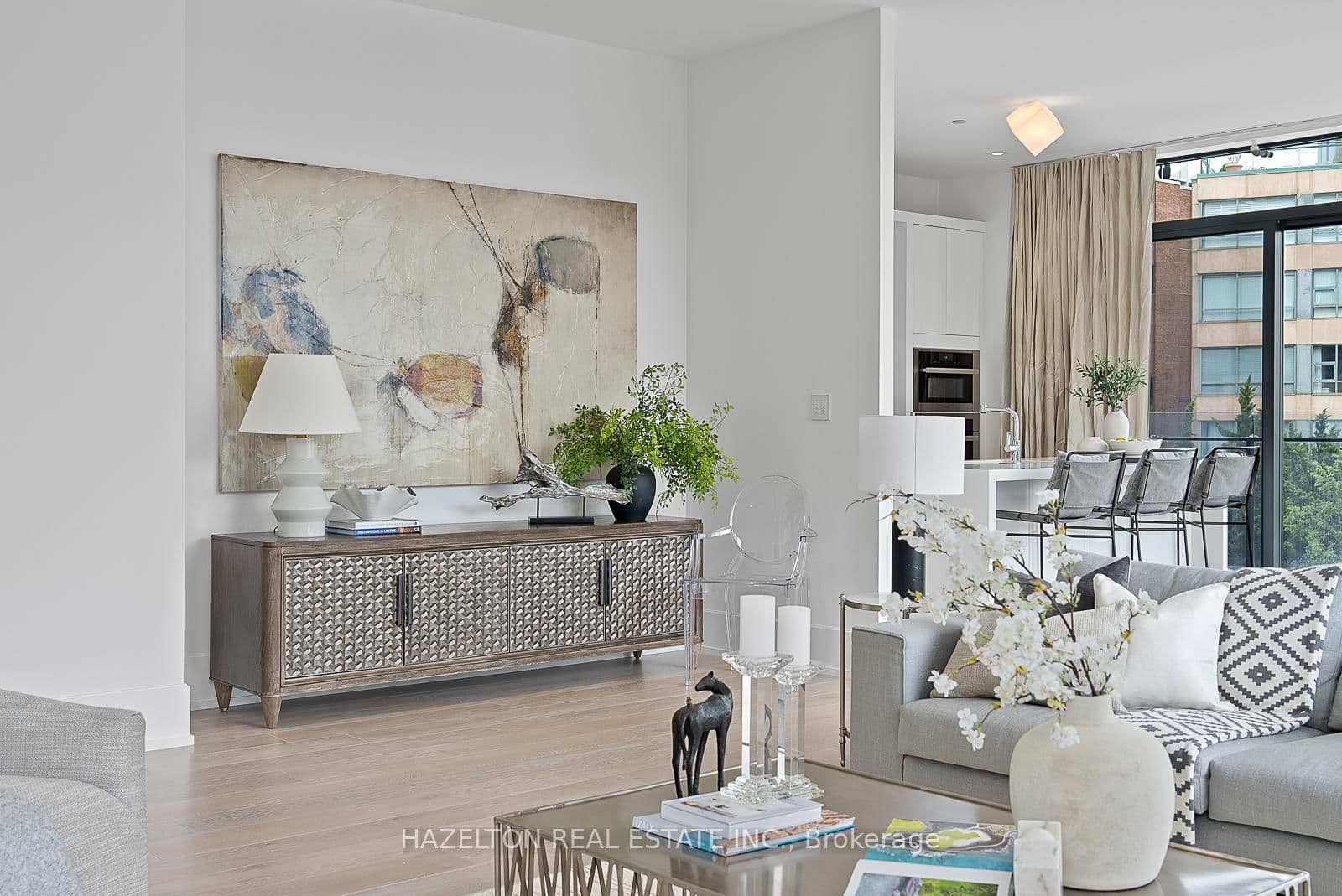 36 Hazelton Avenue, Unit 4D