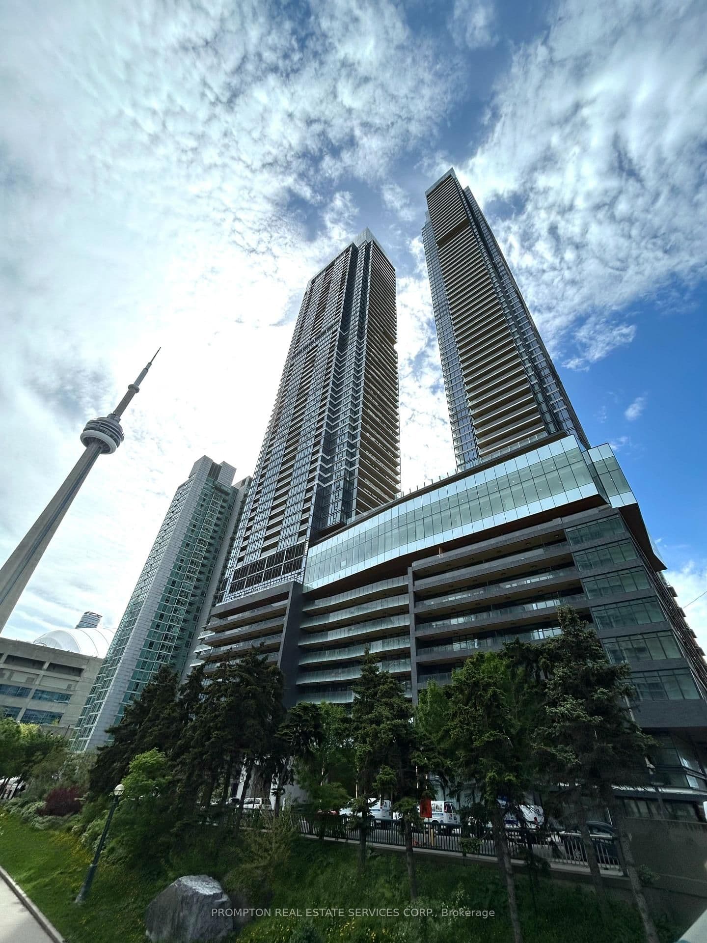 3 Concord Cityplace Way, Unit 2007