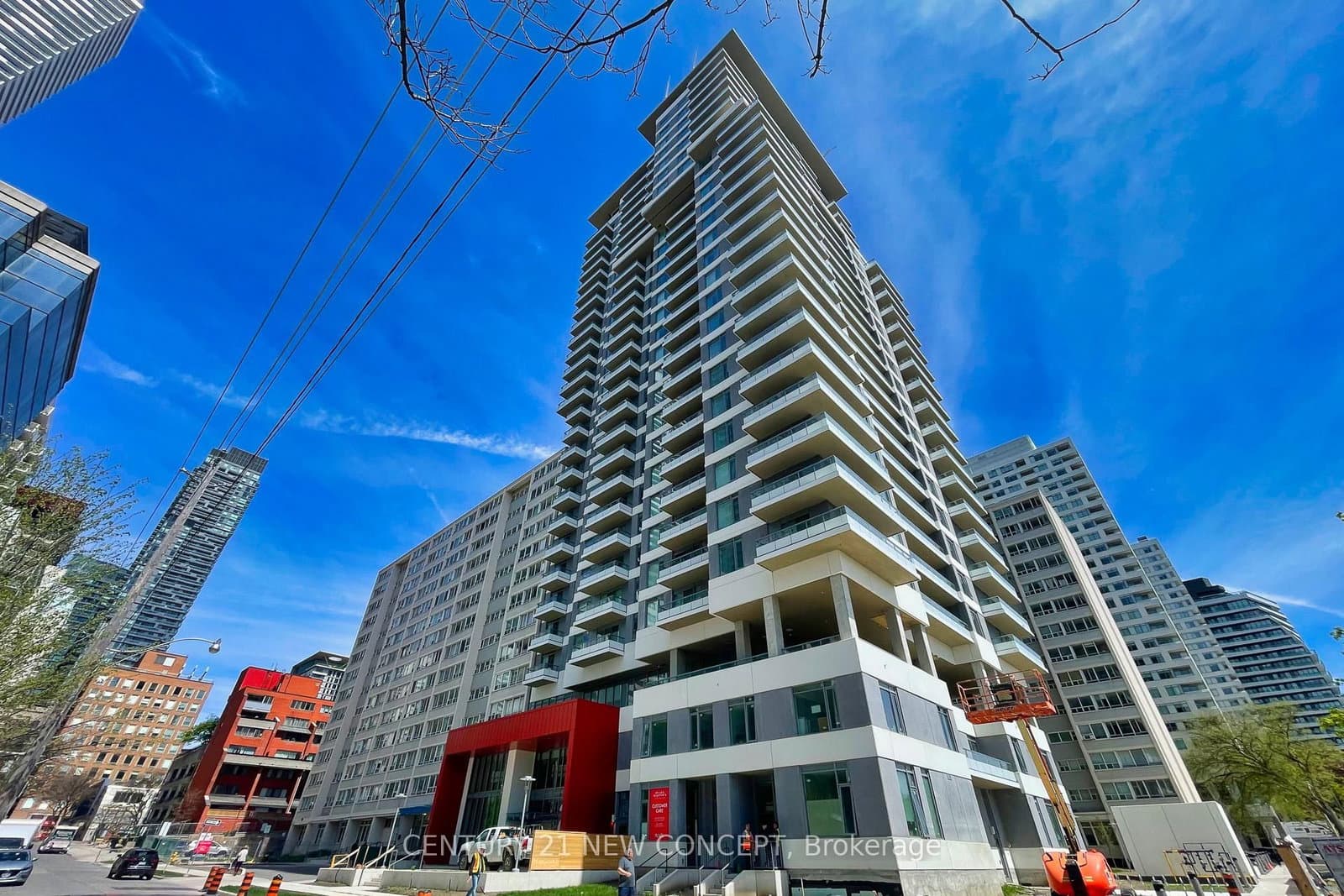 25 Holly Street, Unit 908