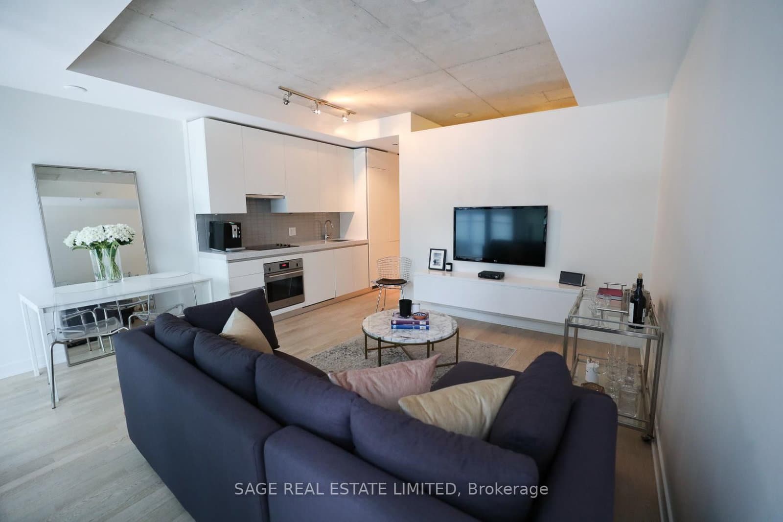 38 Stewart Street, Unit 306