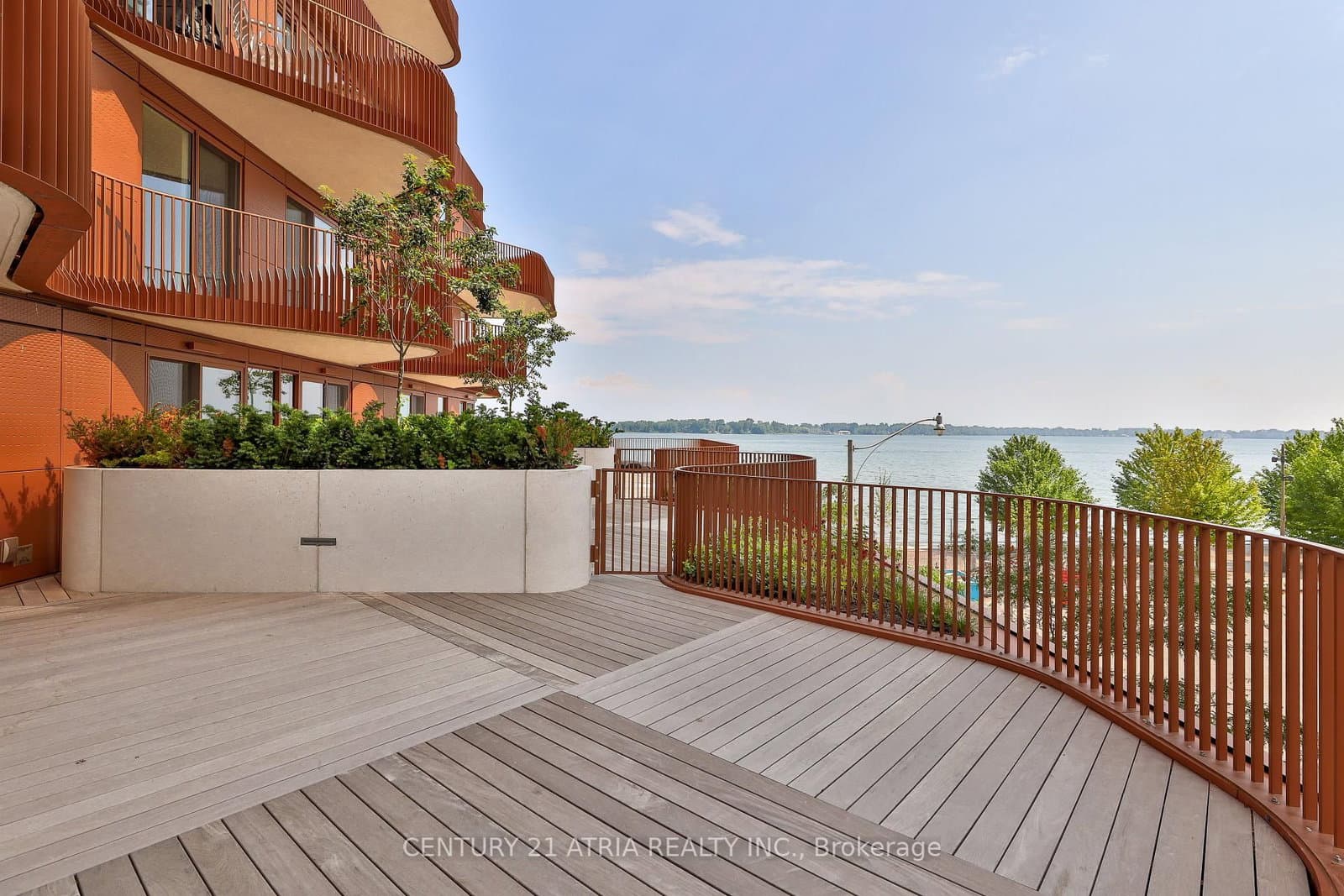 155 Merchants' Wharf, Unit 214