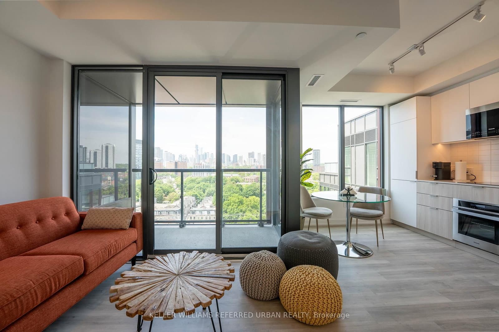 28 Eastern Avenue, Unit Ph21