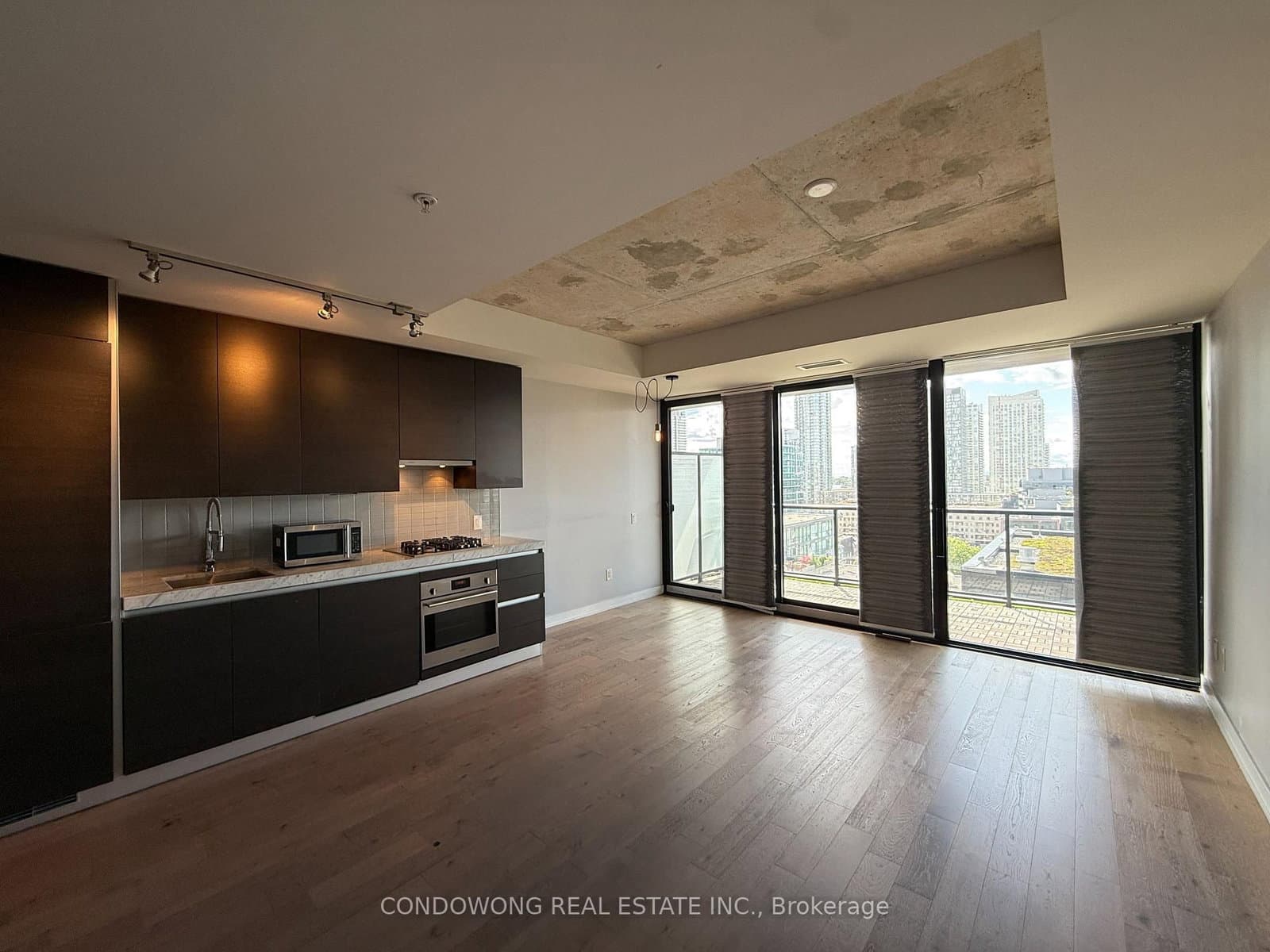 629 King Street W, Unit Ph1423