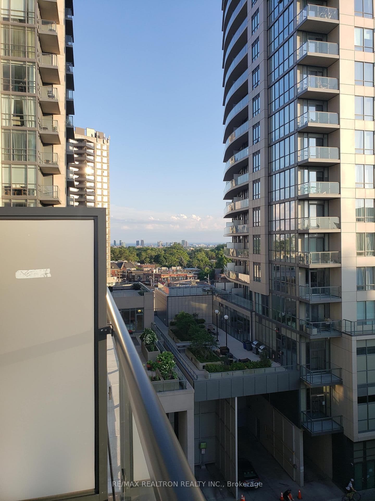 1486 Bathurst Street, Unit 608
