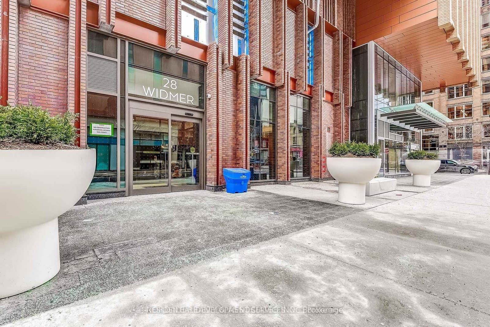 28 Widmer Street, Unit SPH20