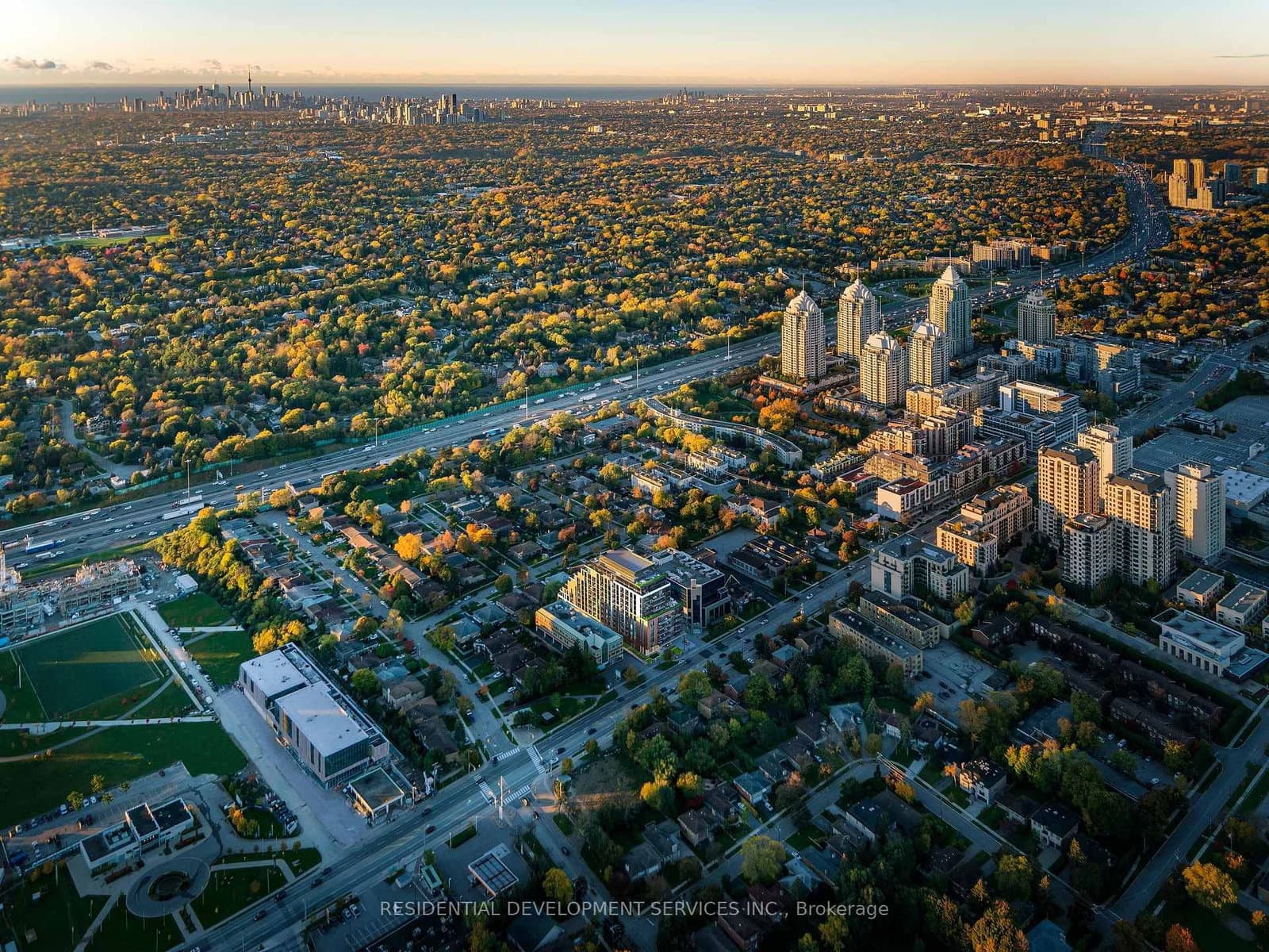 699 Sheppard Avenue E, Unit 1015