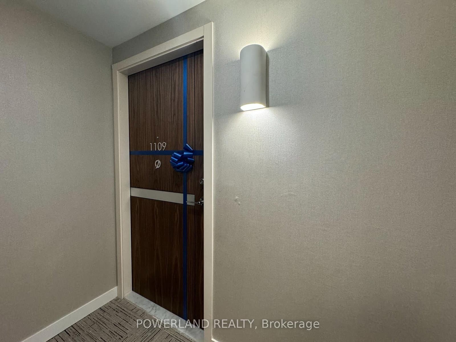 27 Mcmahon Drive, Unit 1109