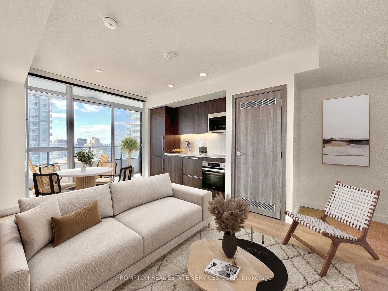 #607 - 38 Widmer Street