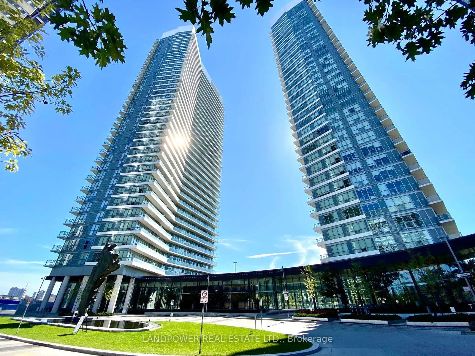 115 McMahon Drive, Unit PH 11