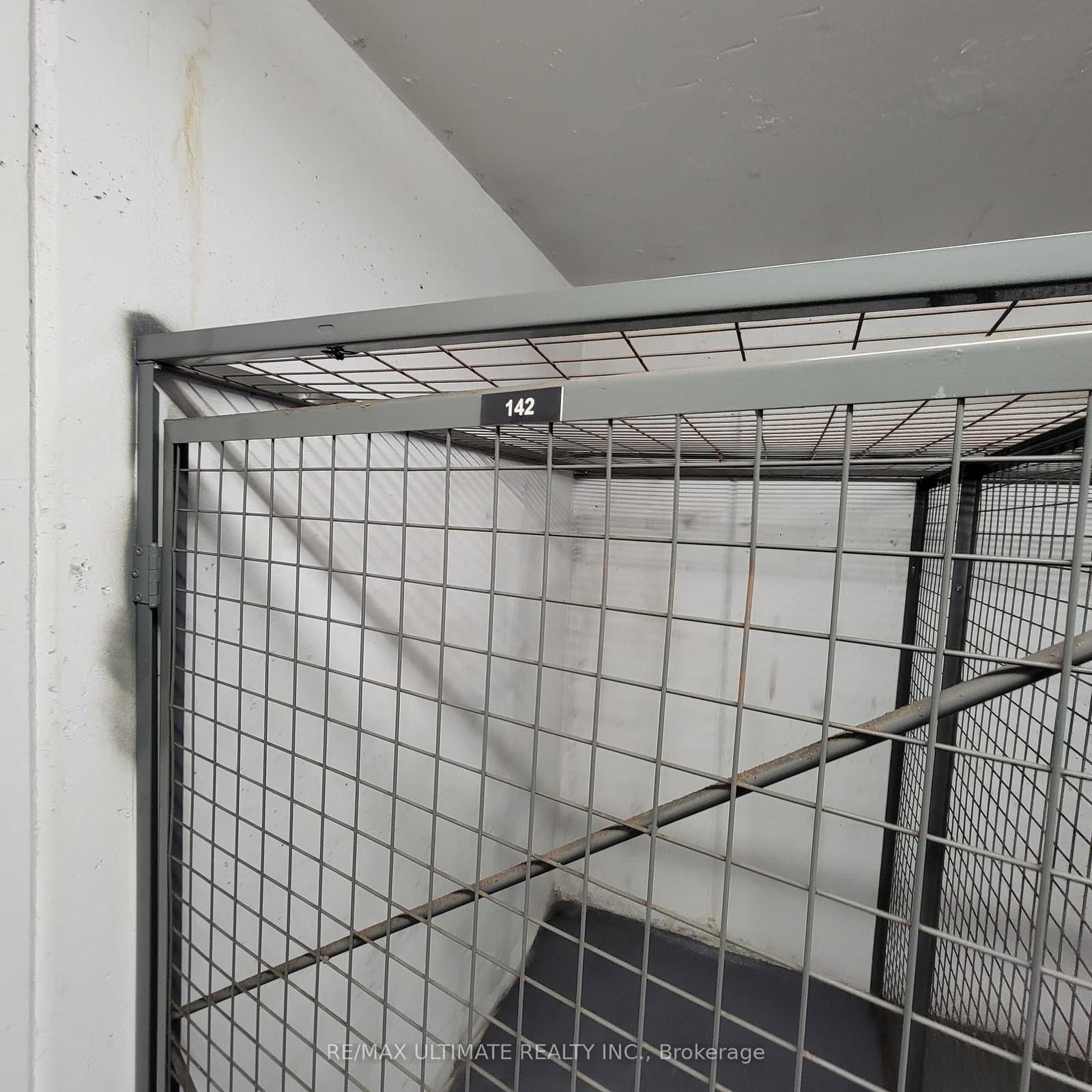 438 King Street W, Unit Locker 142