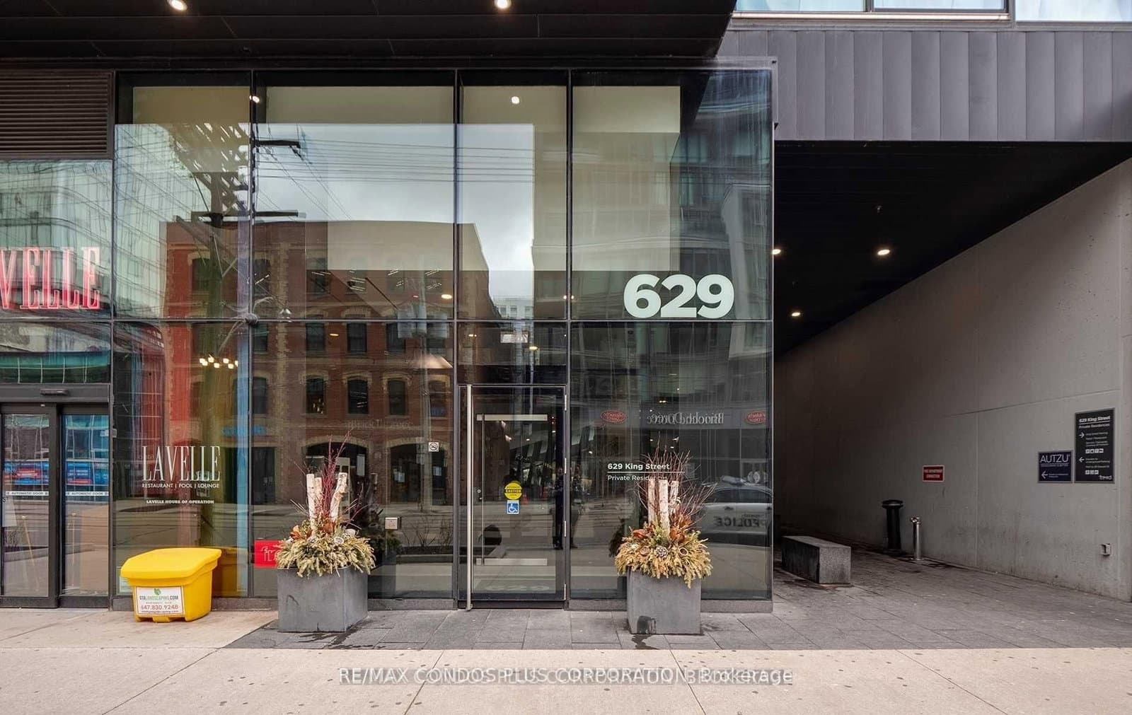 629 King Street W, Unit 412