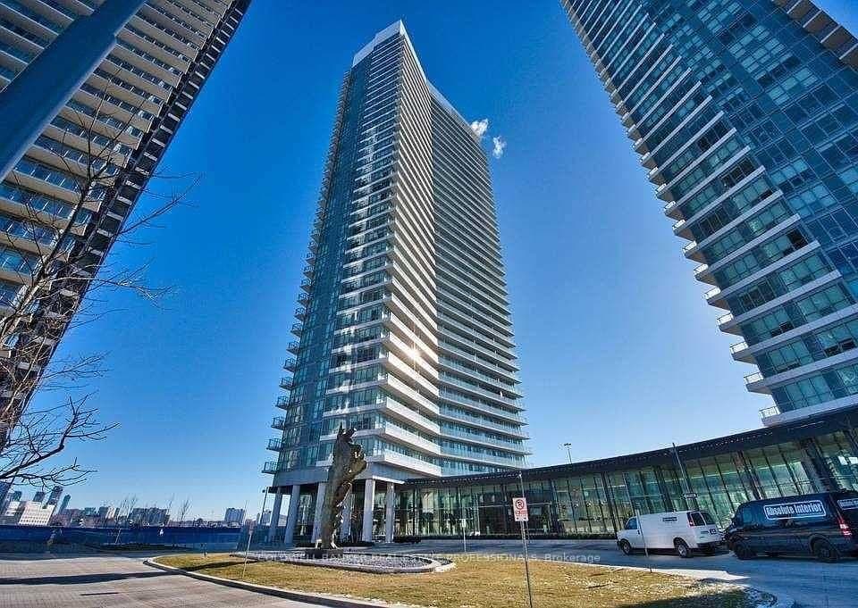 117 McMahon Drive, Unit 2102