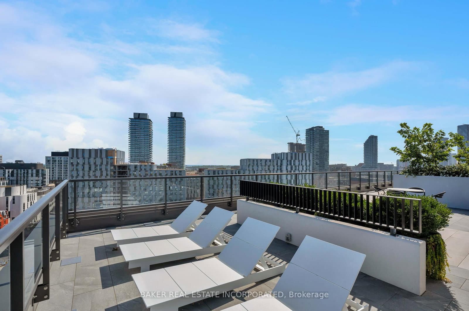 28 Eastern Avenue, Unit 524