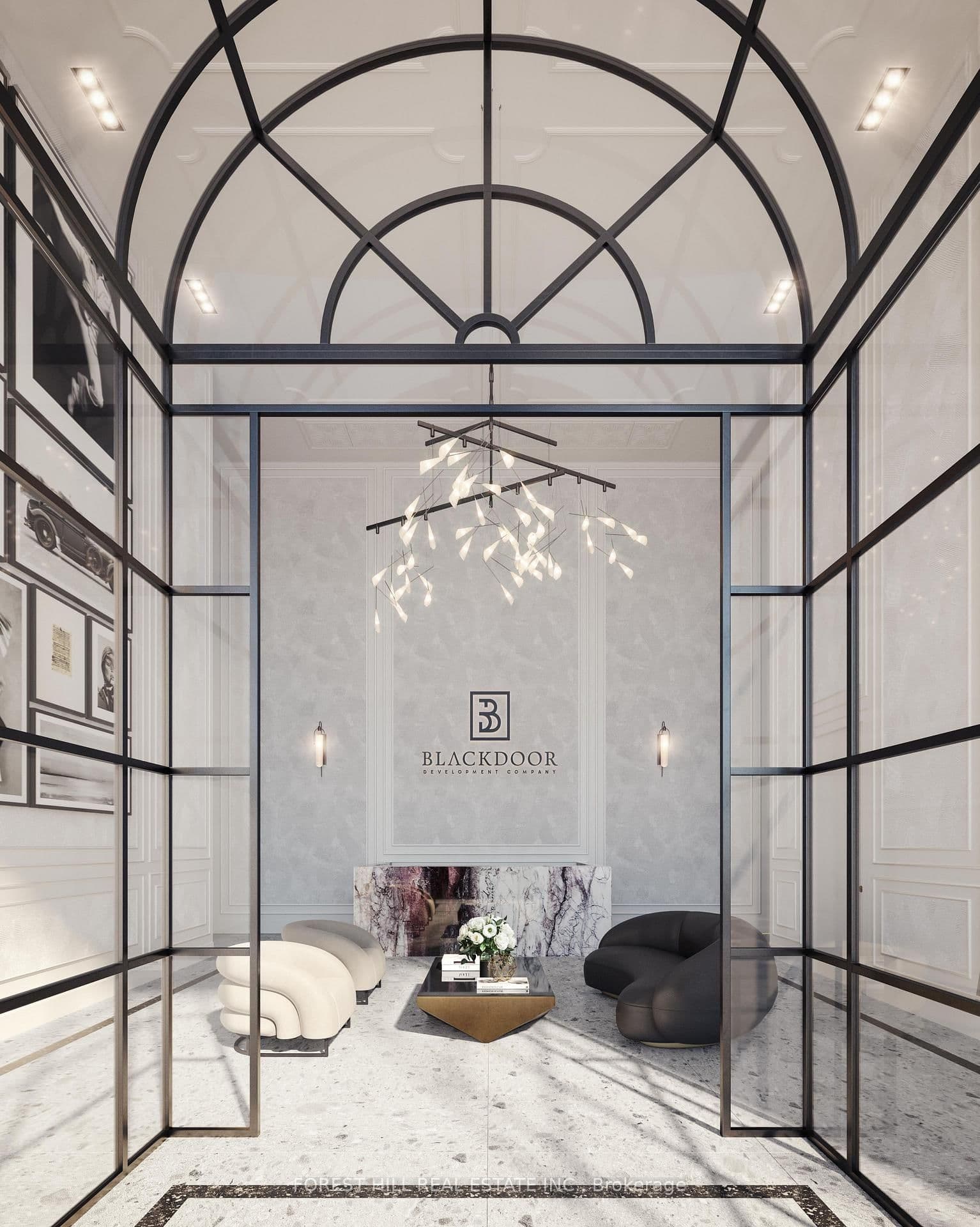 ##7A - 2010 Bathurst Street