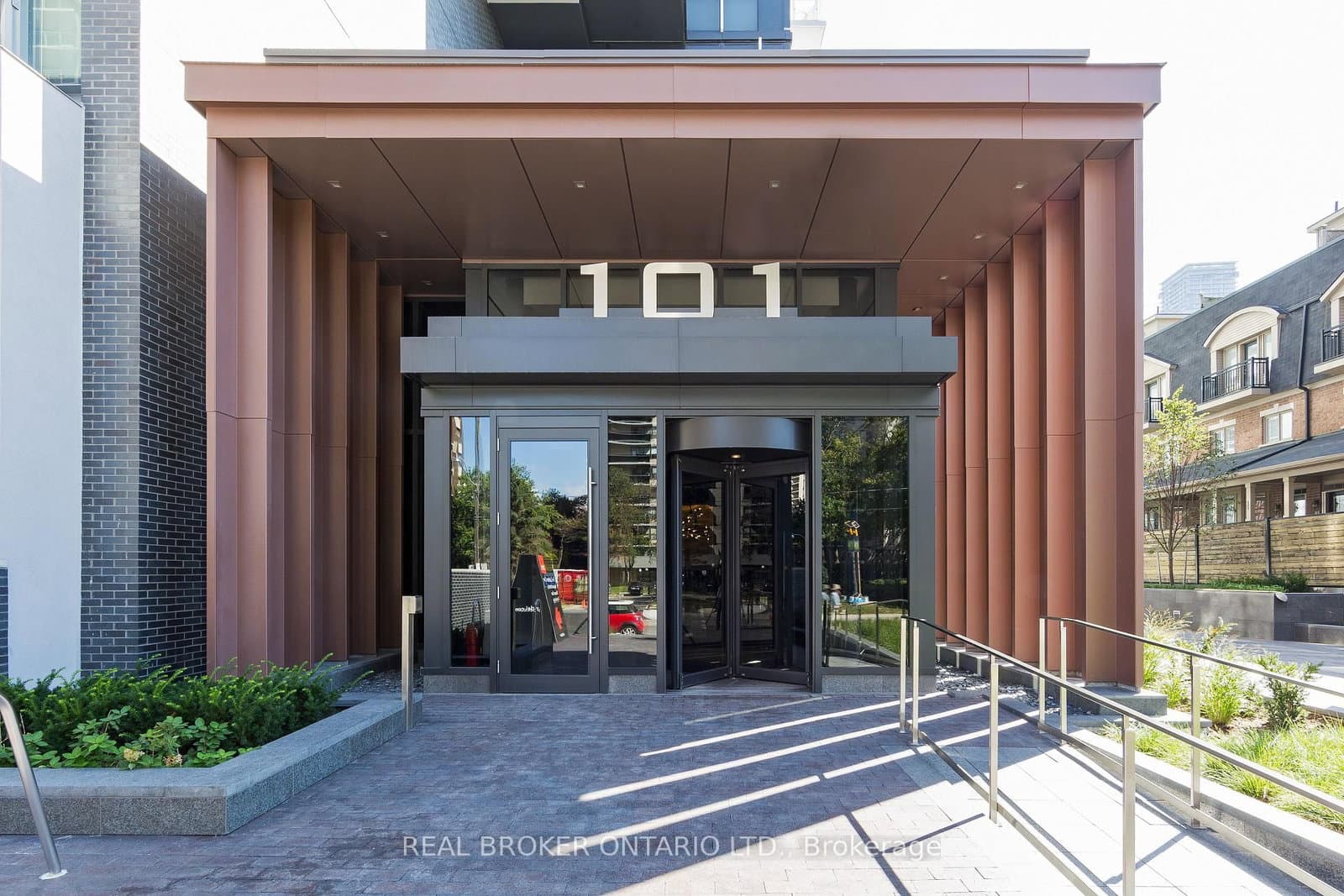 #1904 - 101 Erskine Avenue