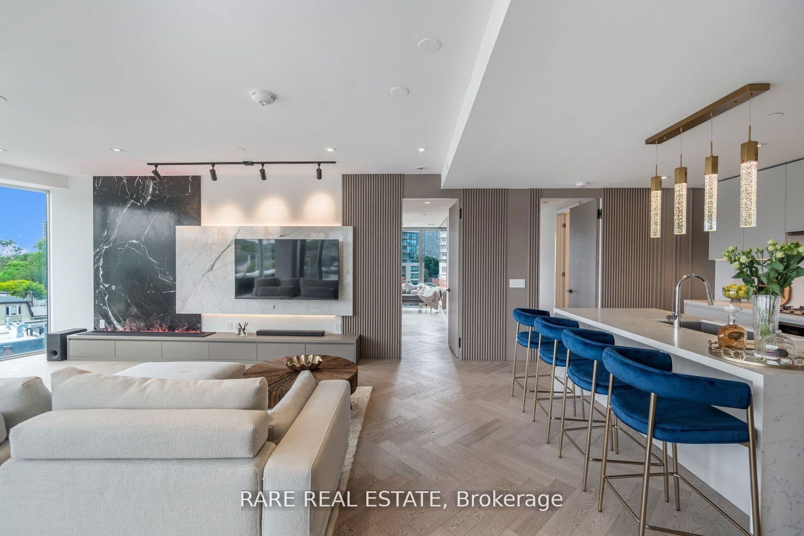 346 Davenport Road, Unit 504