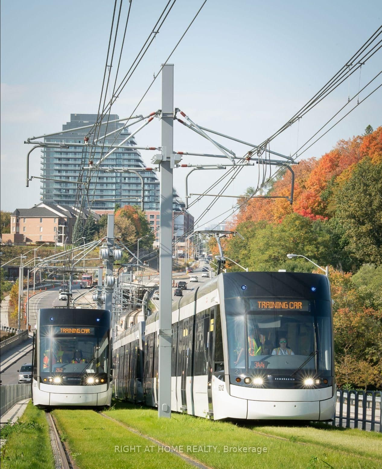 #1403 - 20 Edgecliff Golfway