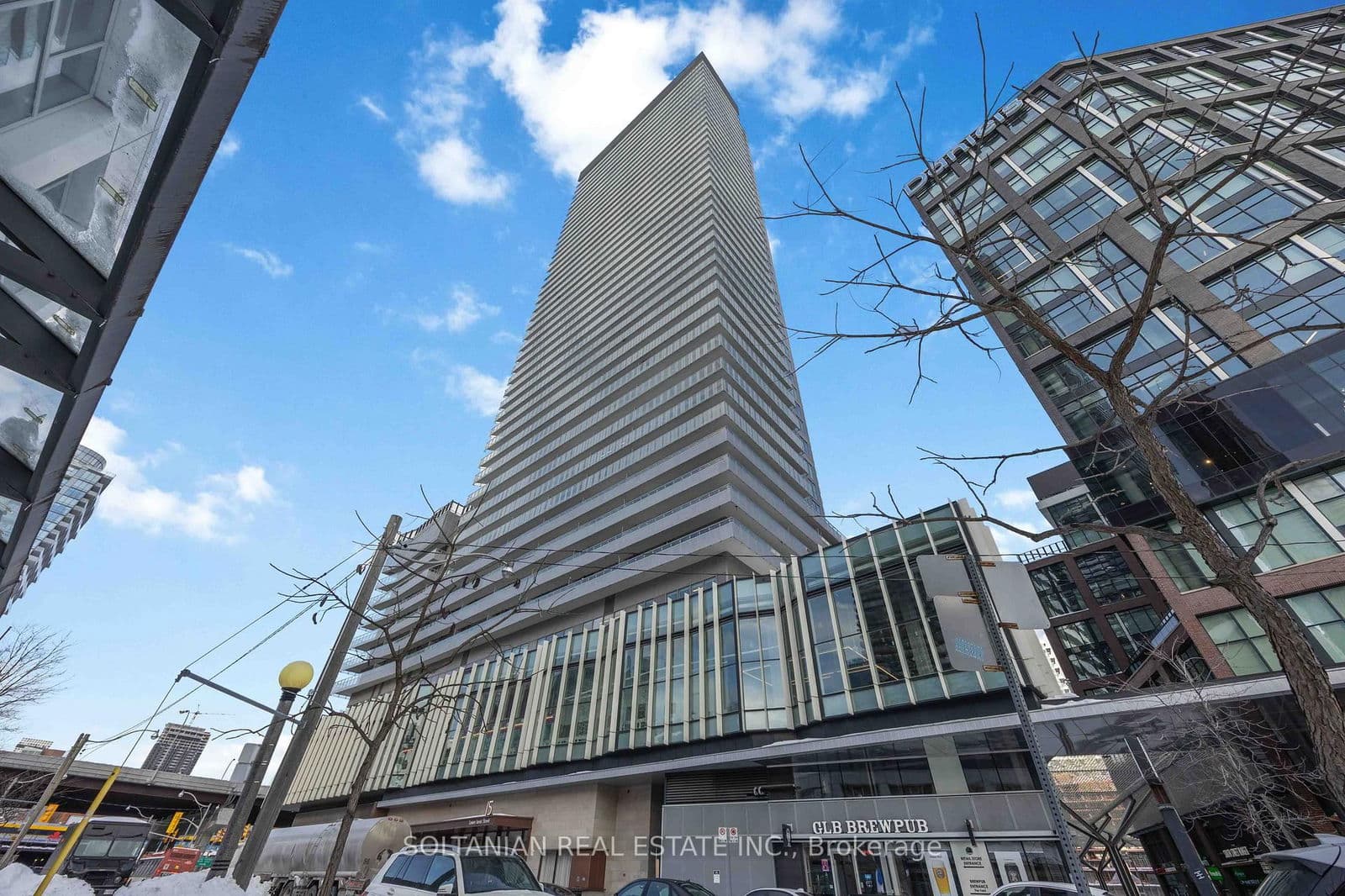 #719 - 15 Lower Jarvis Street