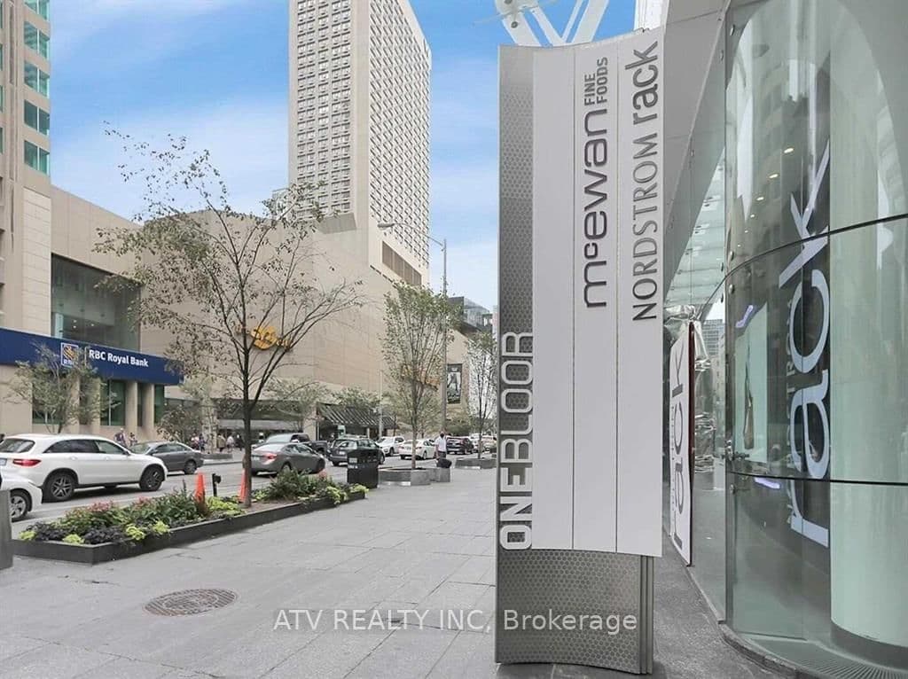 1 Bloor Street E, Unit 5510