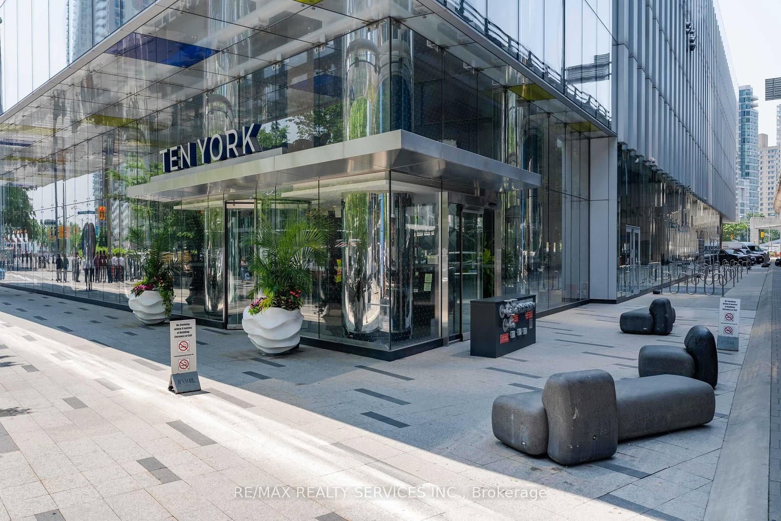 #4303 - 10 York Street