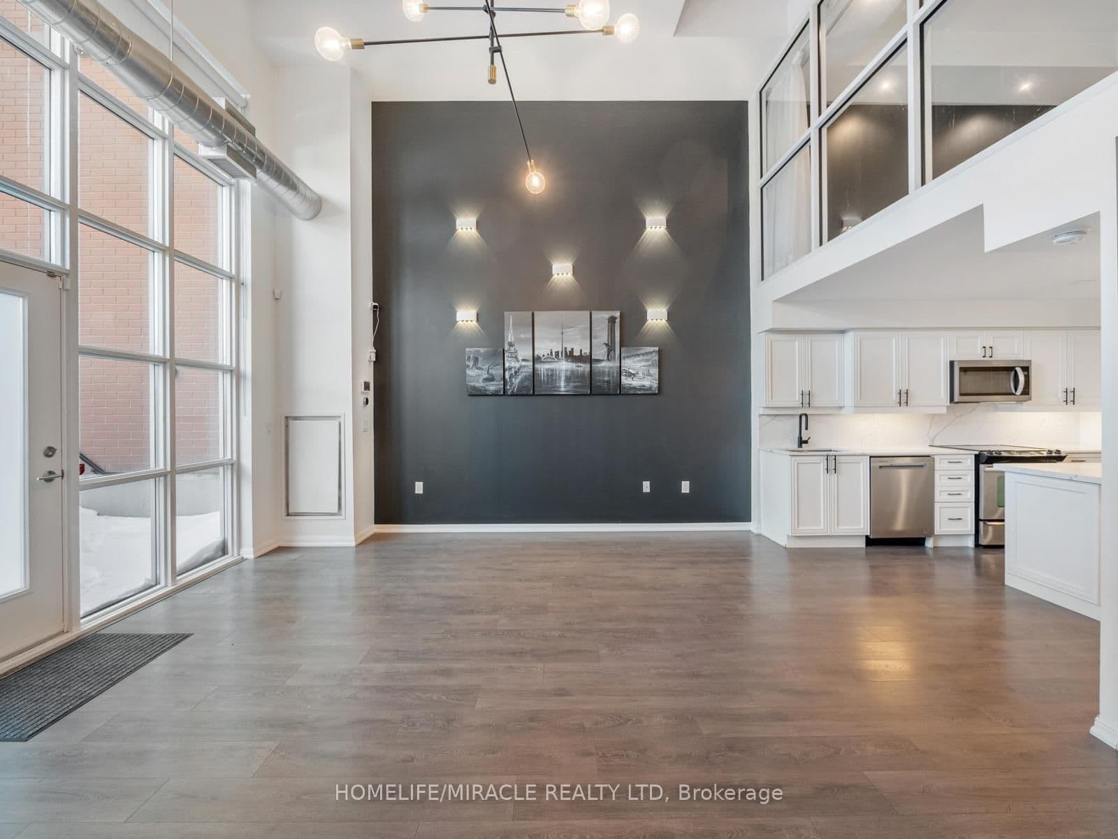 #103 - 125 Western Battery Road