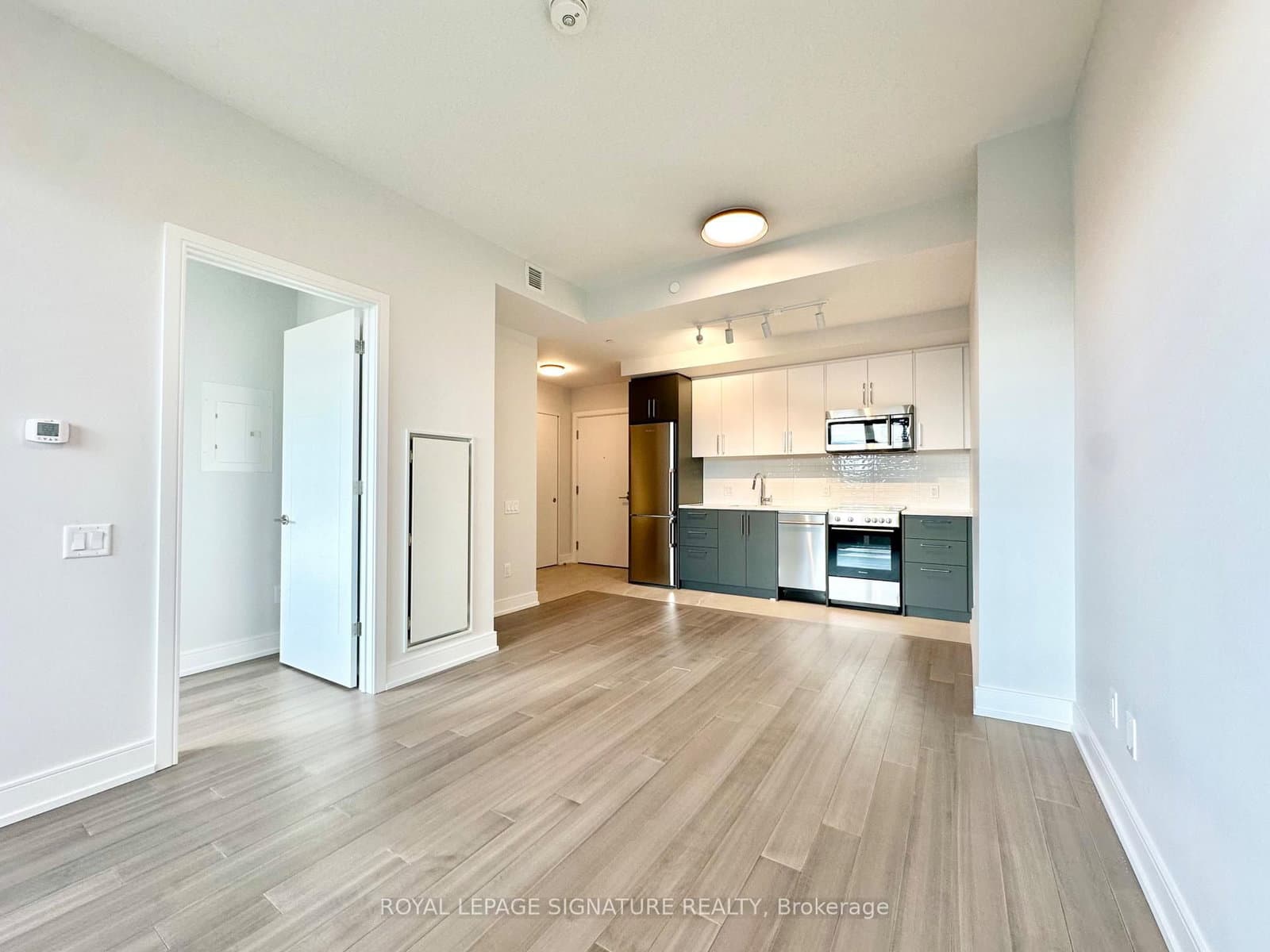 664 Spadina Avenue, Unit 501