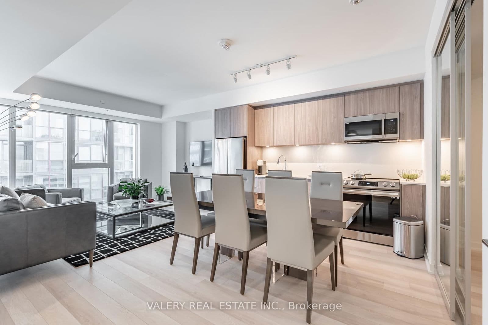 #3109 - 357 King Street W