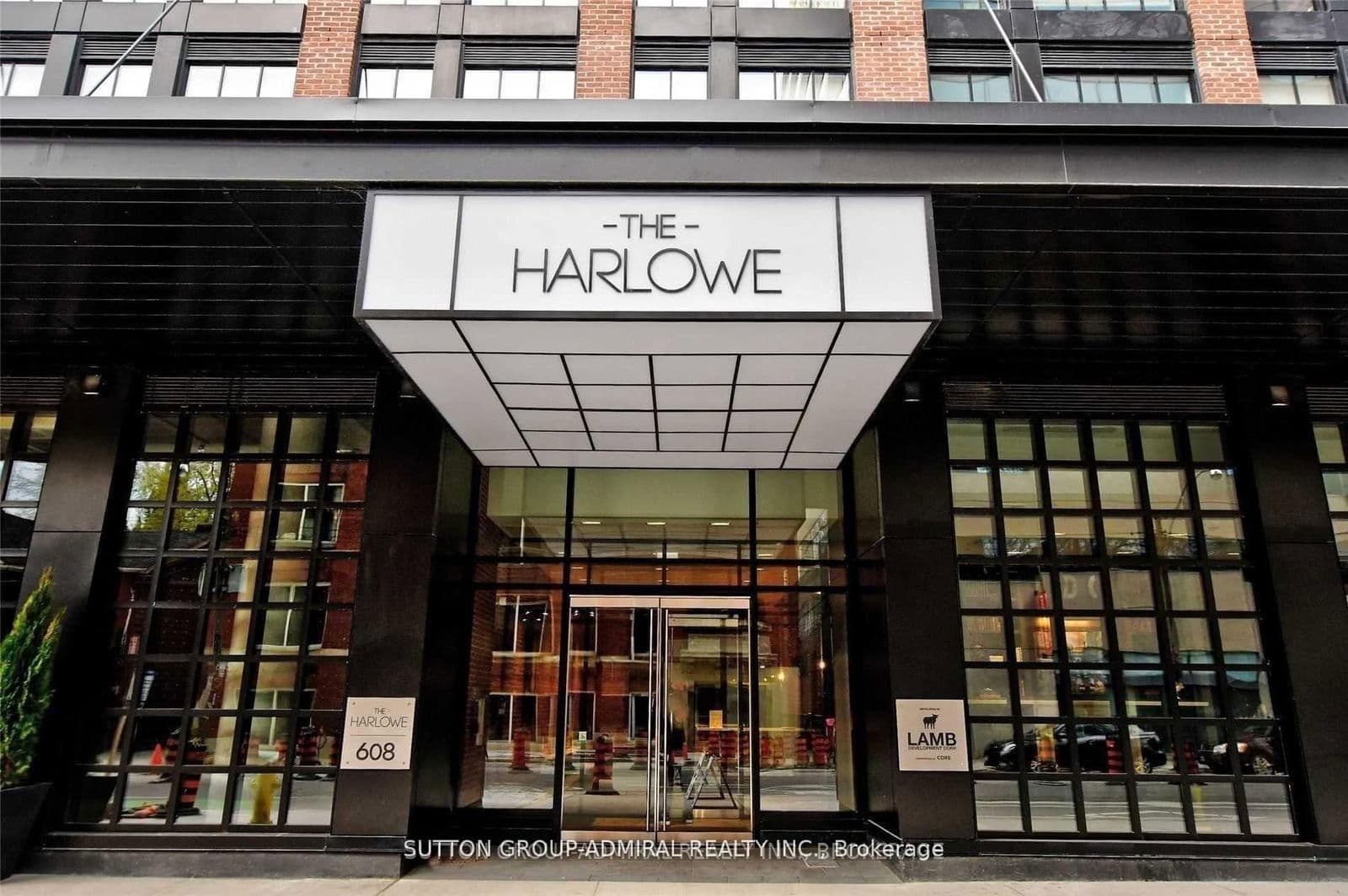 #1010 - 608 Richmond Street