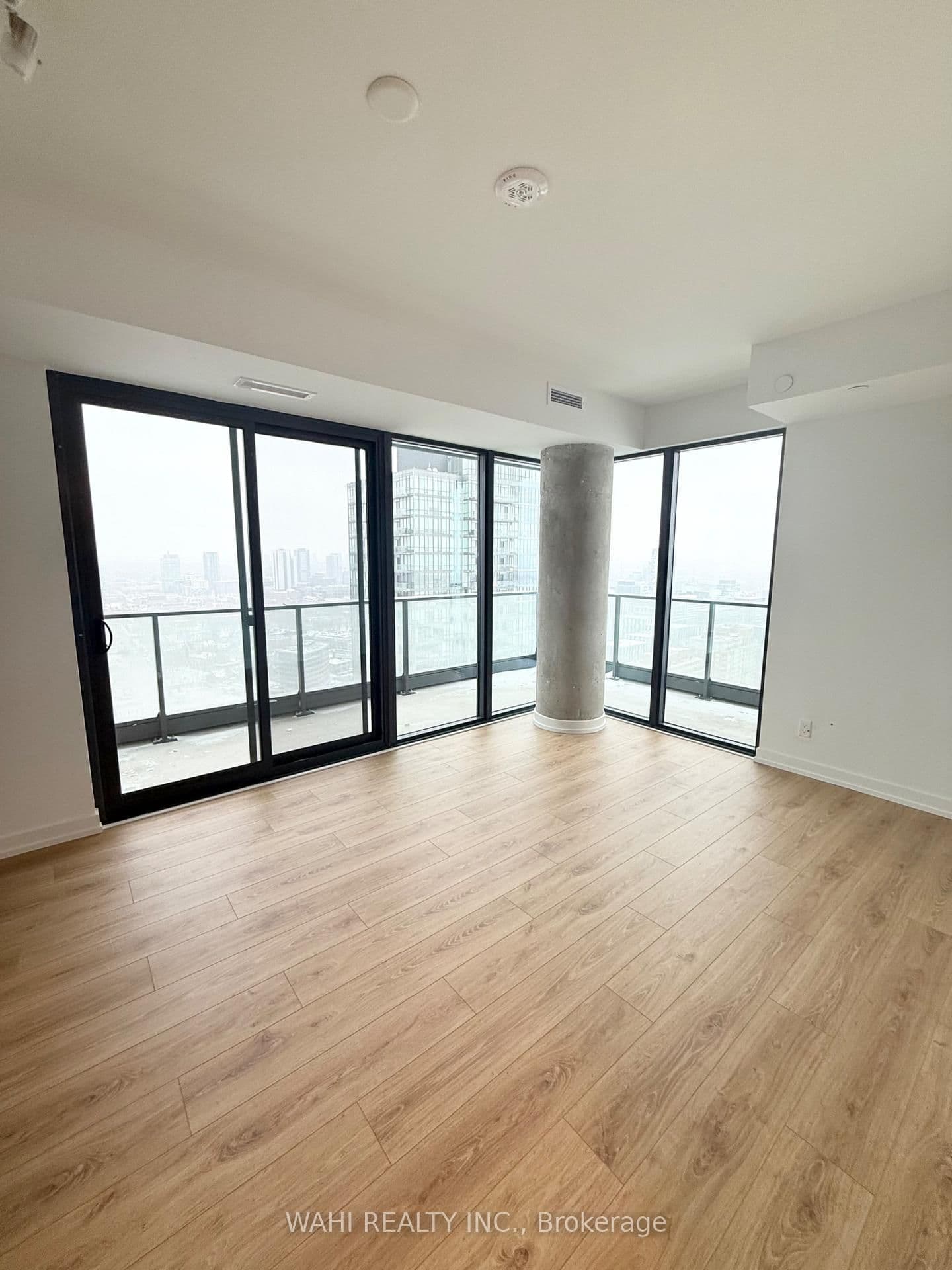 35 PARLIAMENT Street, Unit 2811