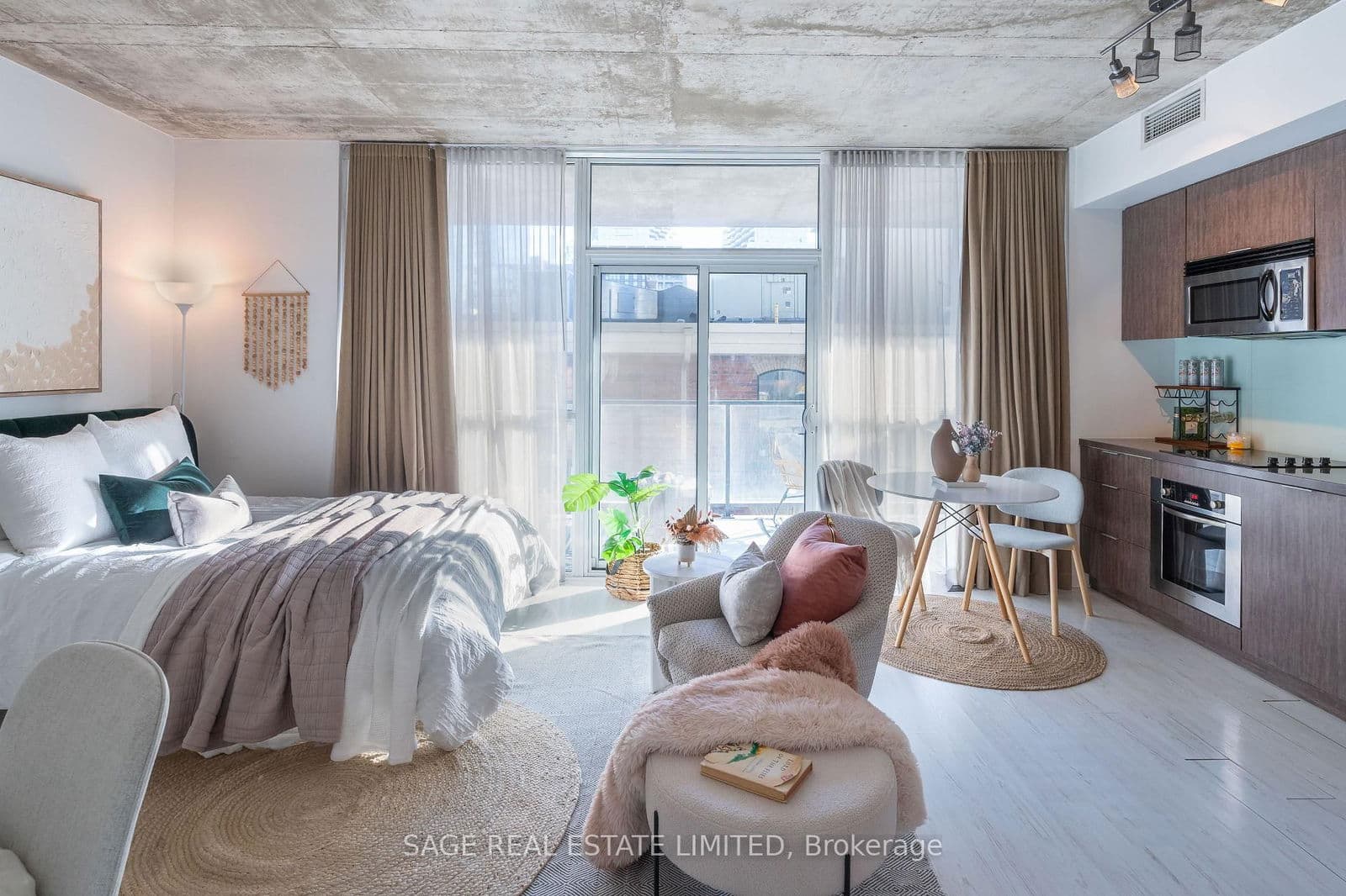 478 King Street W, Unit 415