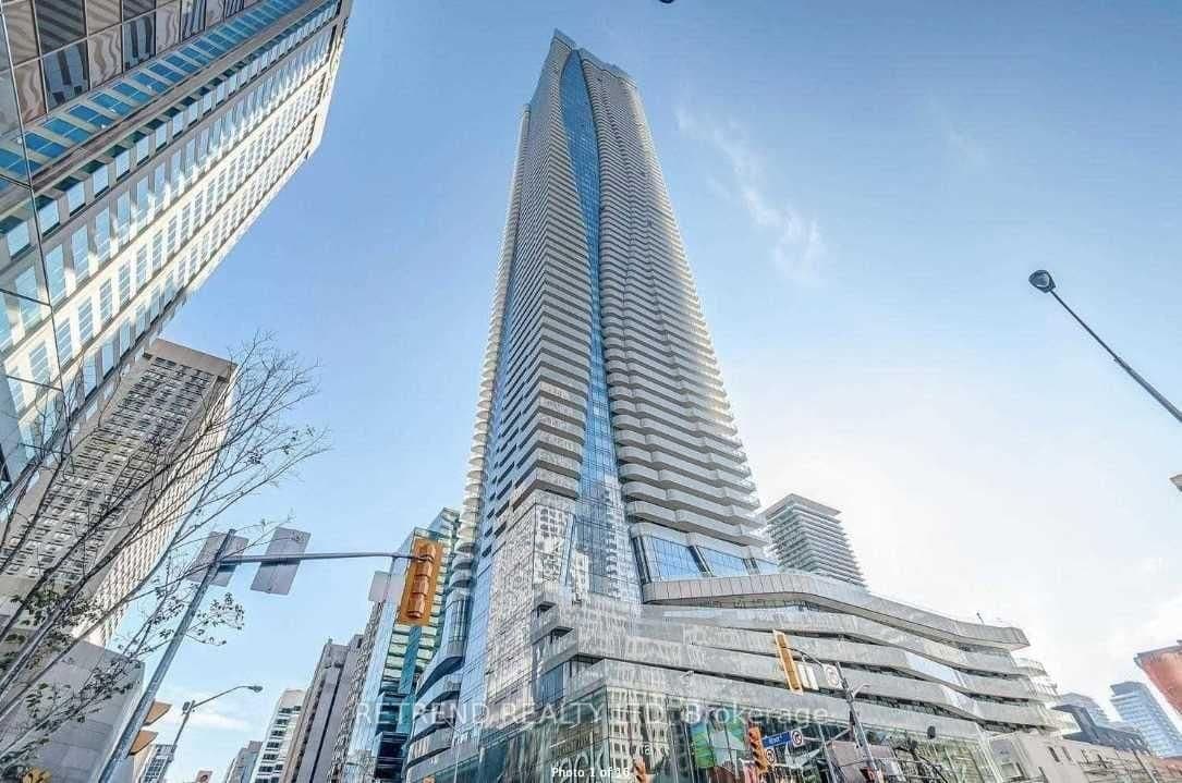 1 Bloor Street E, Unit 1408