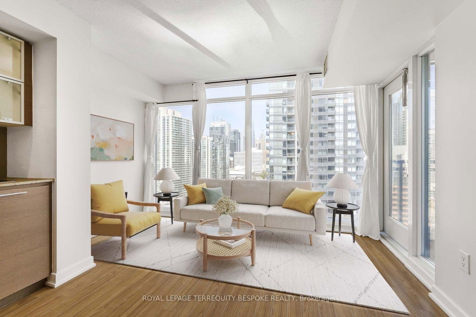 #2102 - 25 Capreol Court