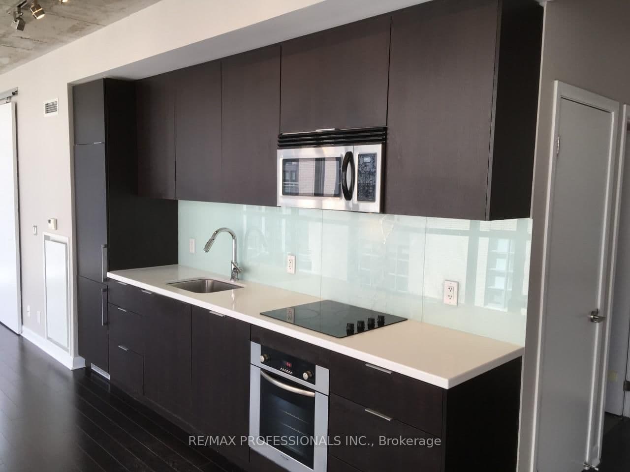 478 King Street W, Unit 1001