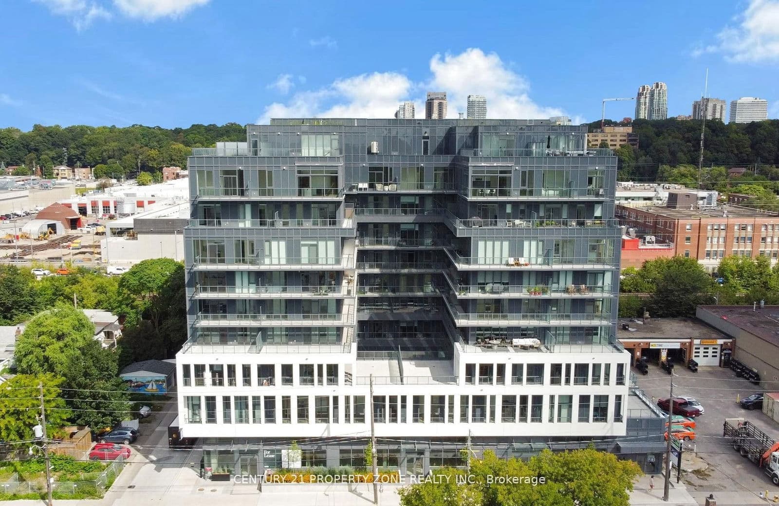 #512 - 500 Dupont Street