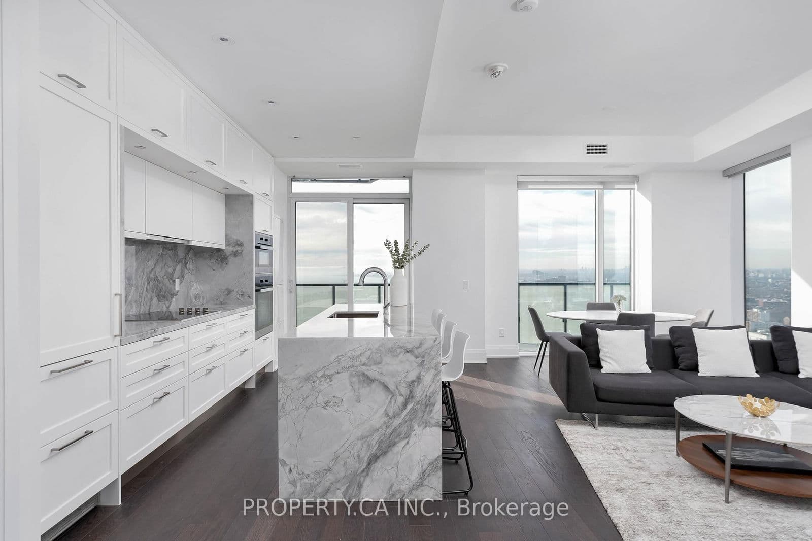 470 Front Street W, Unit 3605