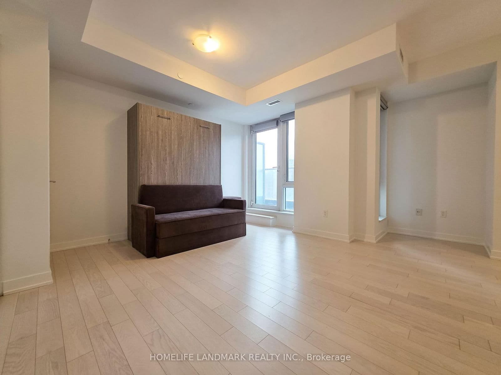 330 Richmond Street W, Unit 605