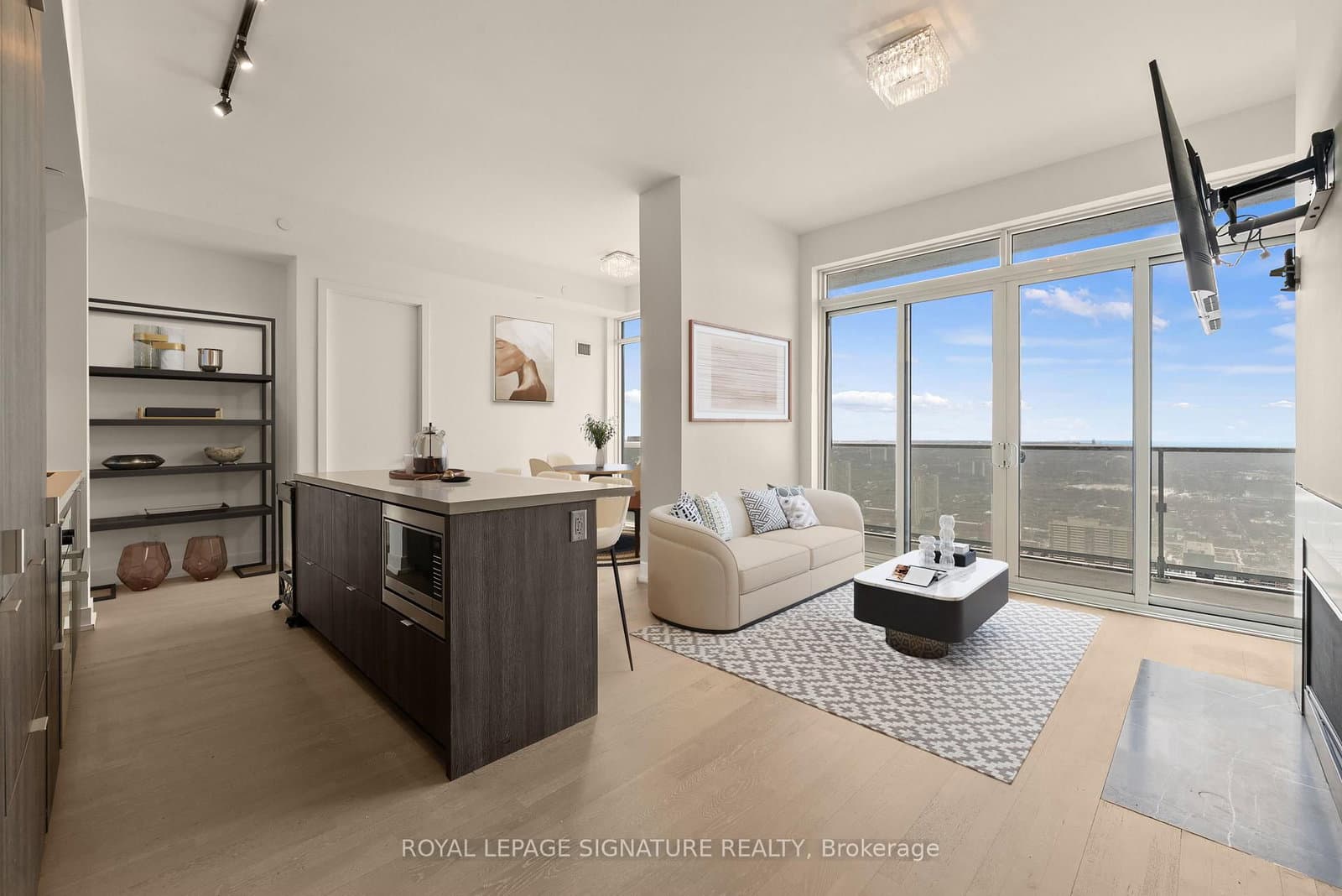 #6108 - 7 Grenville Street