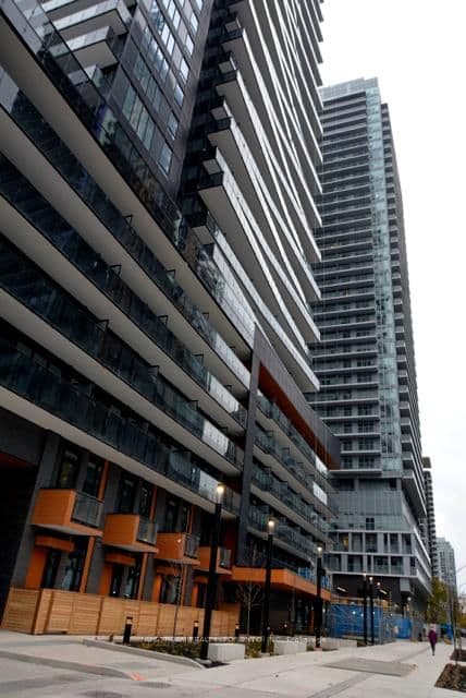 117 Broadway Avenue, Unit 406