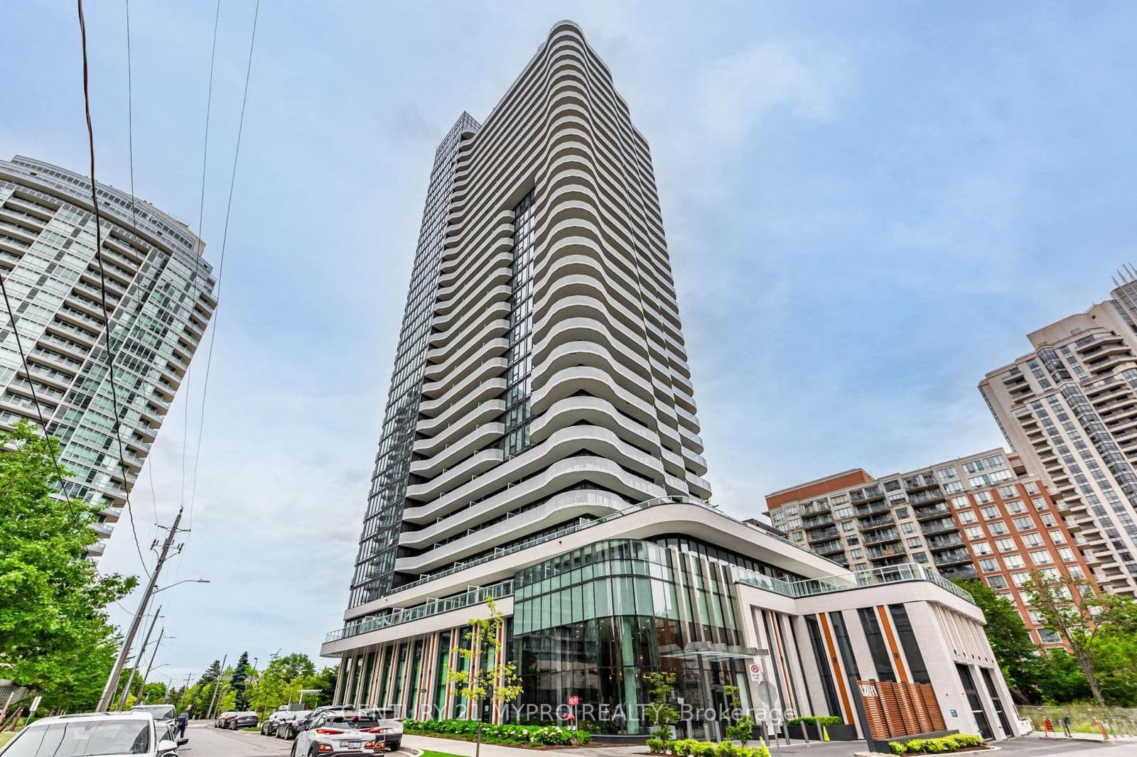 15 Holmes Avenue, Unit 2504