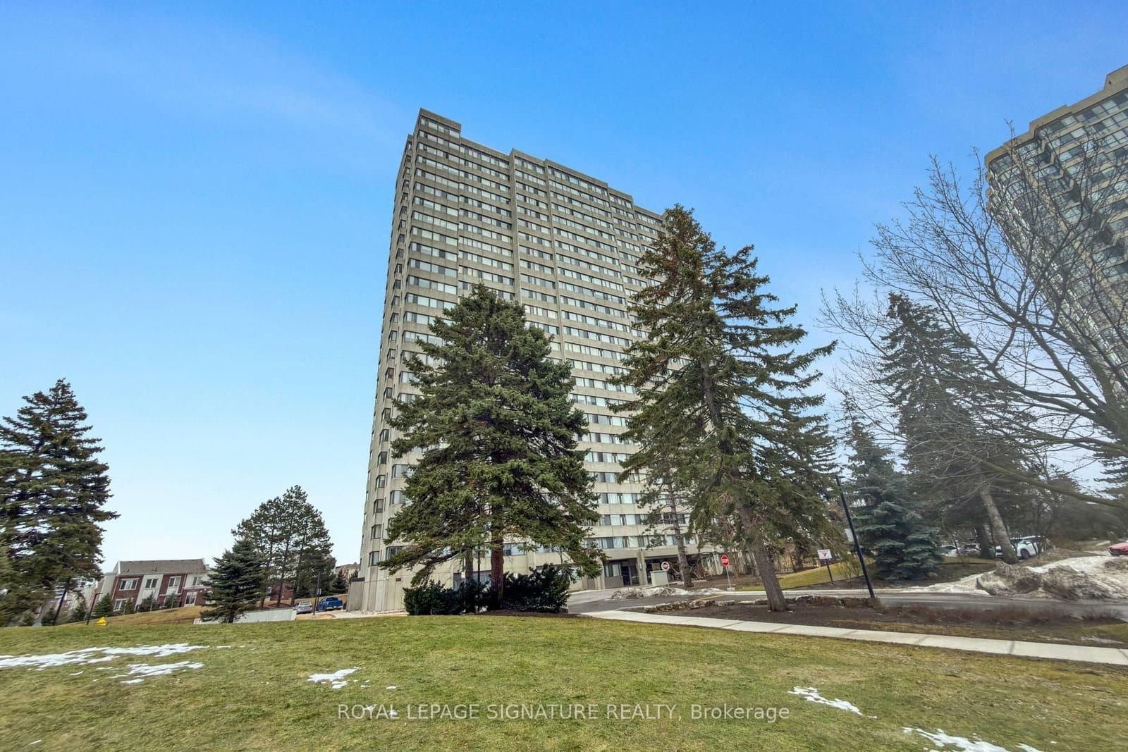 #902 - 133 Torresdale Avenue