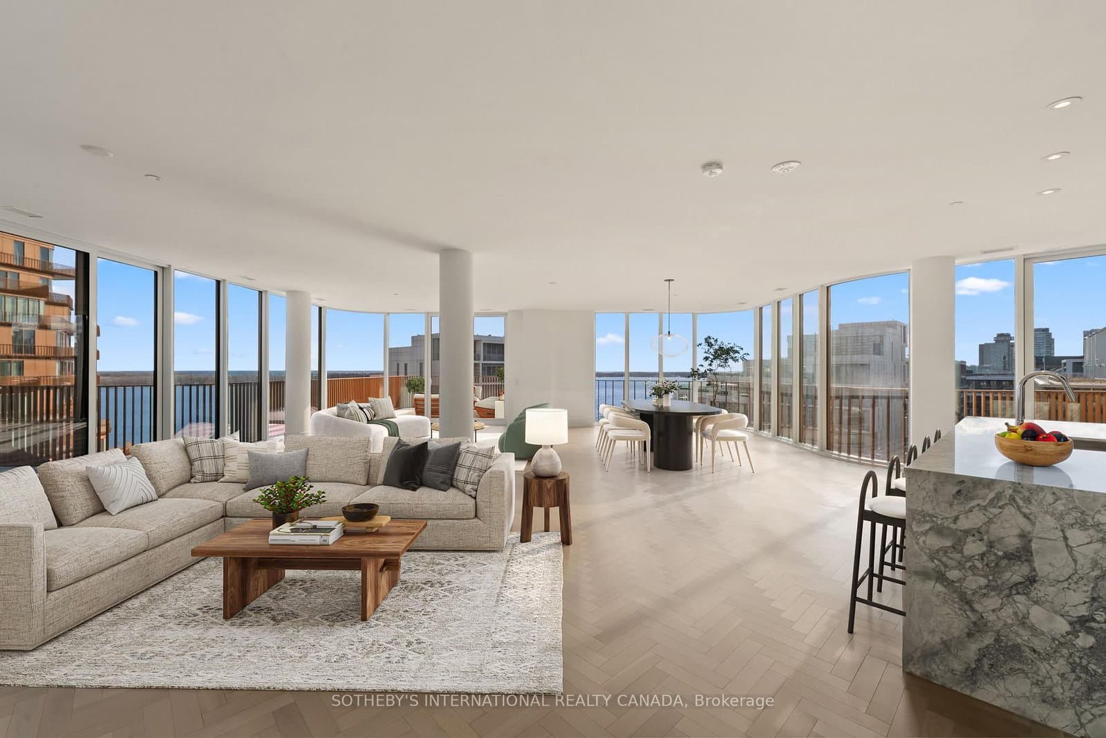 #1322 - 155 Merchants' Wharf