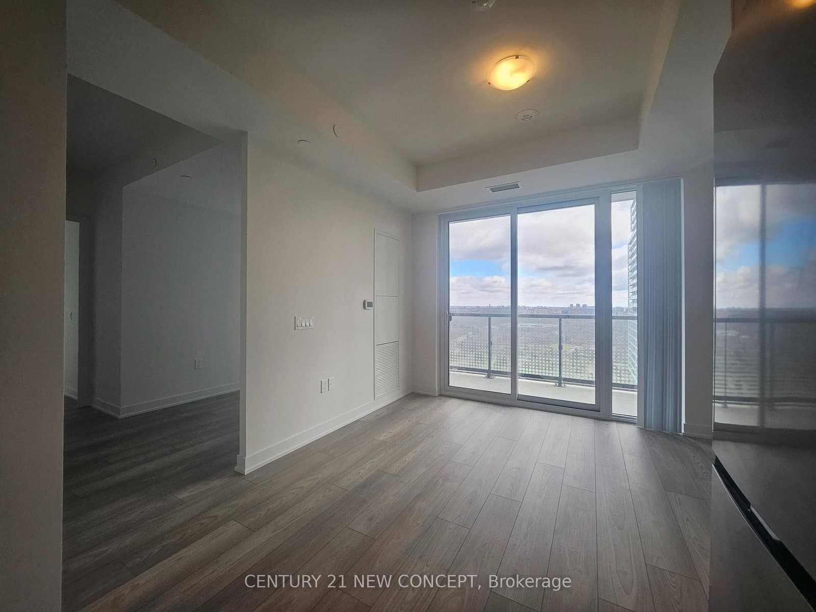 5858 Yonge Street, Unit 2211