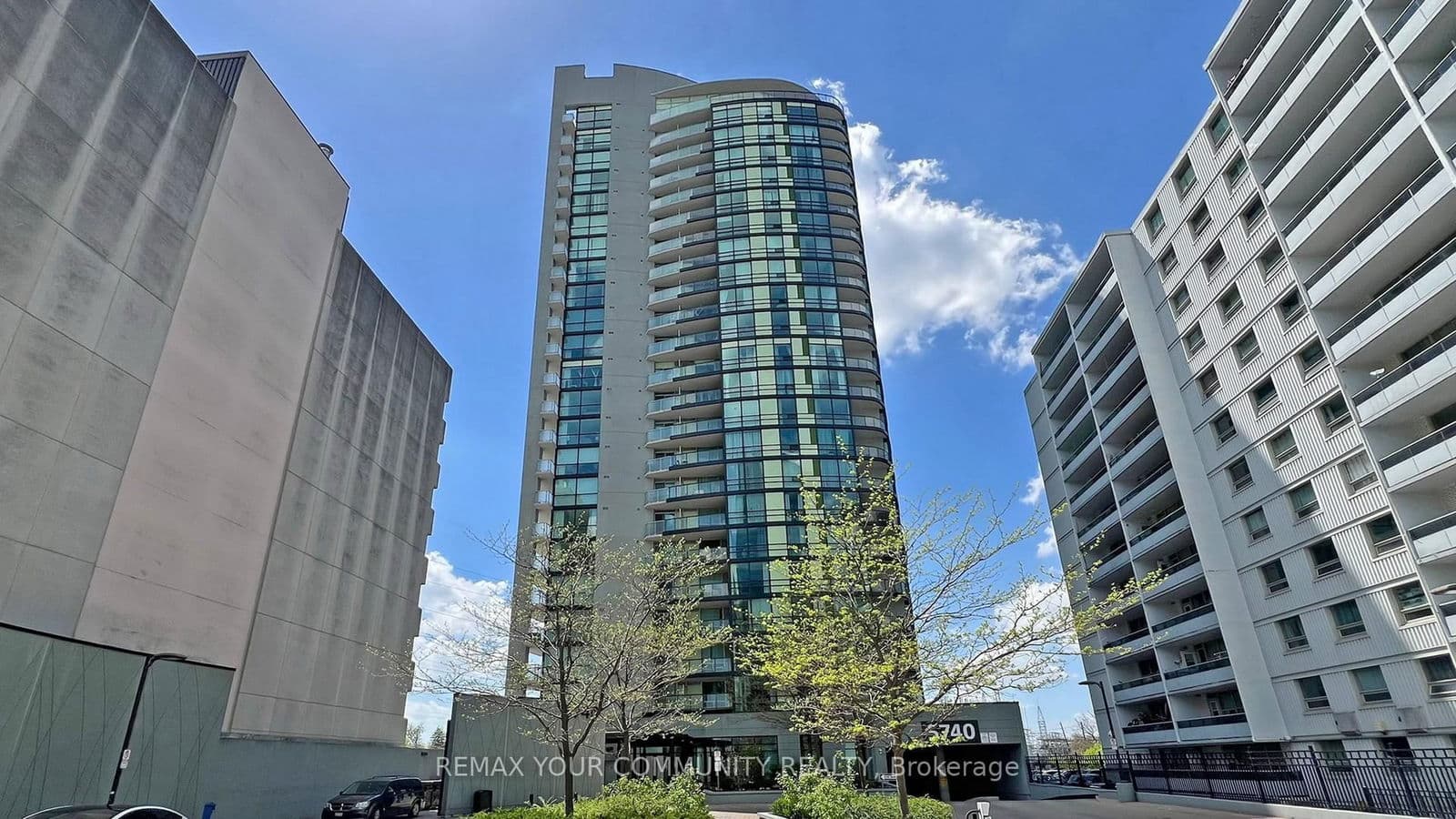 #2206 - 5740 Yonge Street